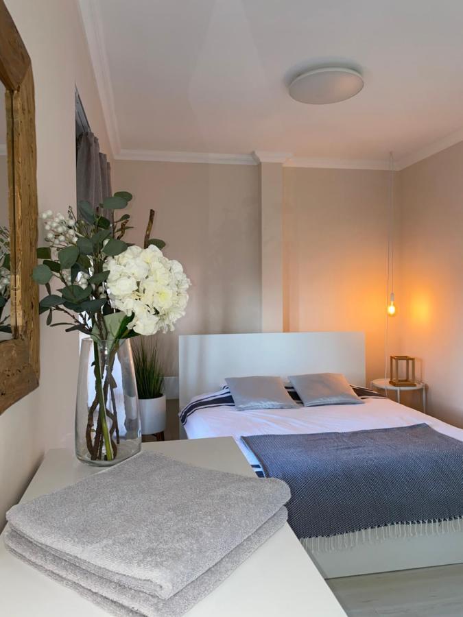 Apartman Rea 科马尔诺 外观 照片