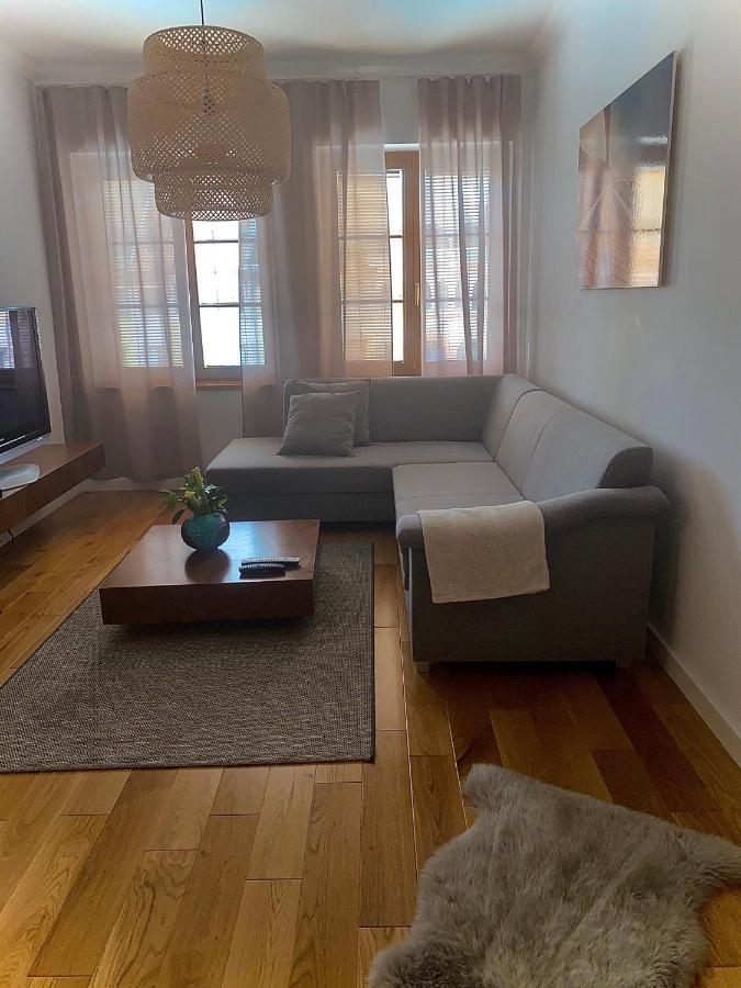 Apartman Rea 科马尔诺 外观 照片